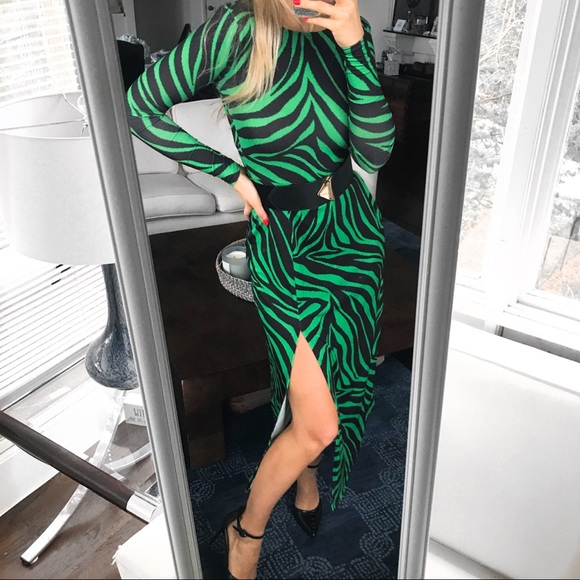 🆕 GREEN BLACK ZEBRA PRINT SLIT MAXI DRESS! - Picture 4 of 8